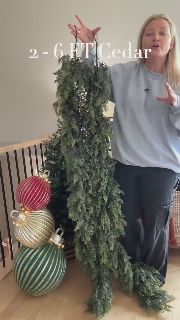EverLush: Real-Touch Cedar Garland