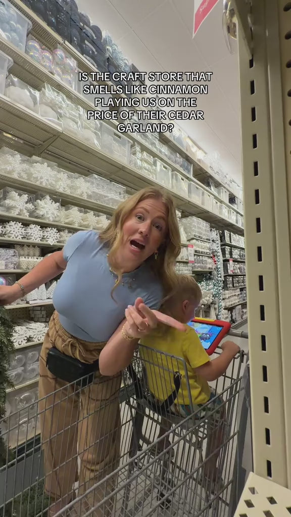 EverLush: Real-Touch Cedar Garland