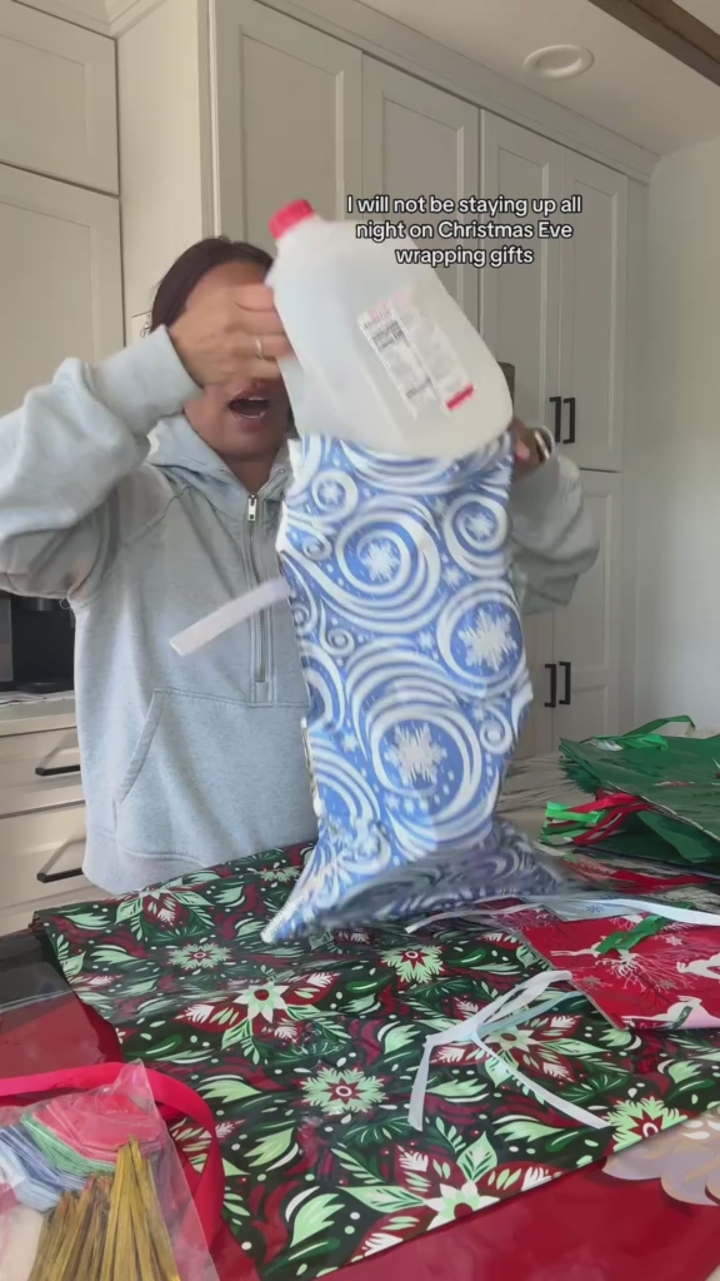 Wrapella's Set: Premium Gift Bag & Tag